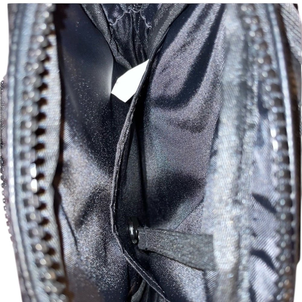 Reebok Grove Crossbody / Sling Bag - Picture 5 of 8